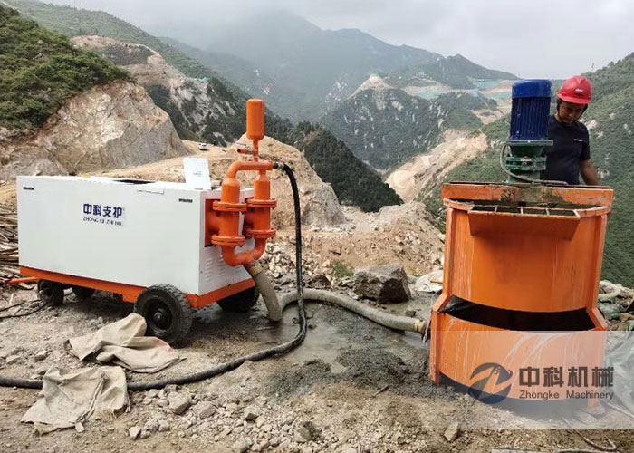 雙缸液壓砂漿泵施工現(xiàn)場