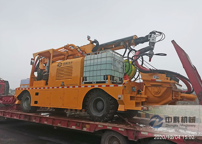 工程混凝土濕噴臺(tái)車(chē)發(fā)貨現(xiàn)場(chǎng)-1