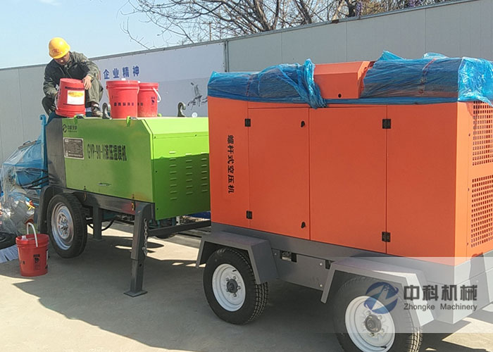 噴射混凝土濕噴機(jī)施工現(xiàn)場(chǎng)-0