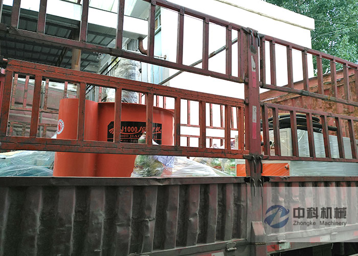 北京雙液注漿機、單缸砂漿泵、灰漿攪拌機發(fā)貨現(xiàn)場-0