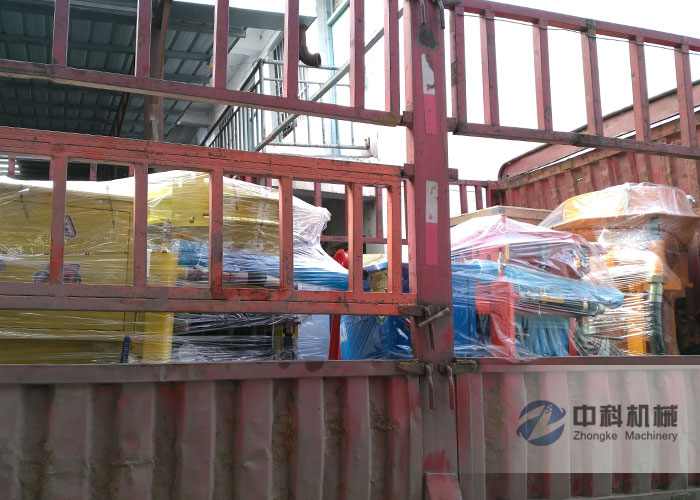 深圳轉(zhuǎn)子式混凝土濕噴機(jī)、PZ-6噴漿機(jī)發(fā)貨現(xiàn)場(chǎng)-0