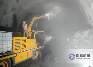 隧道機械臂濕噴機施工現(xiàn)場